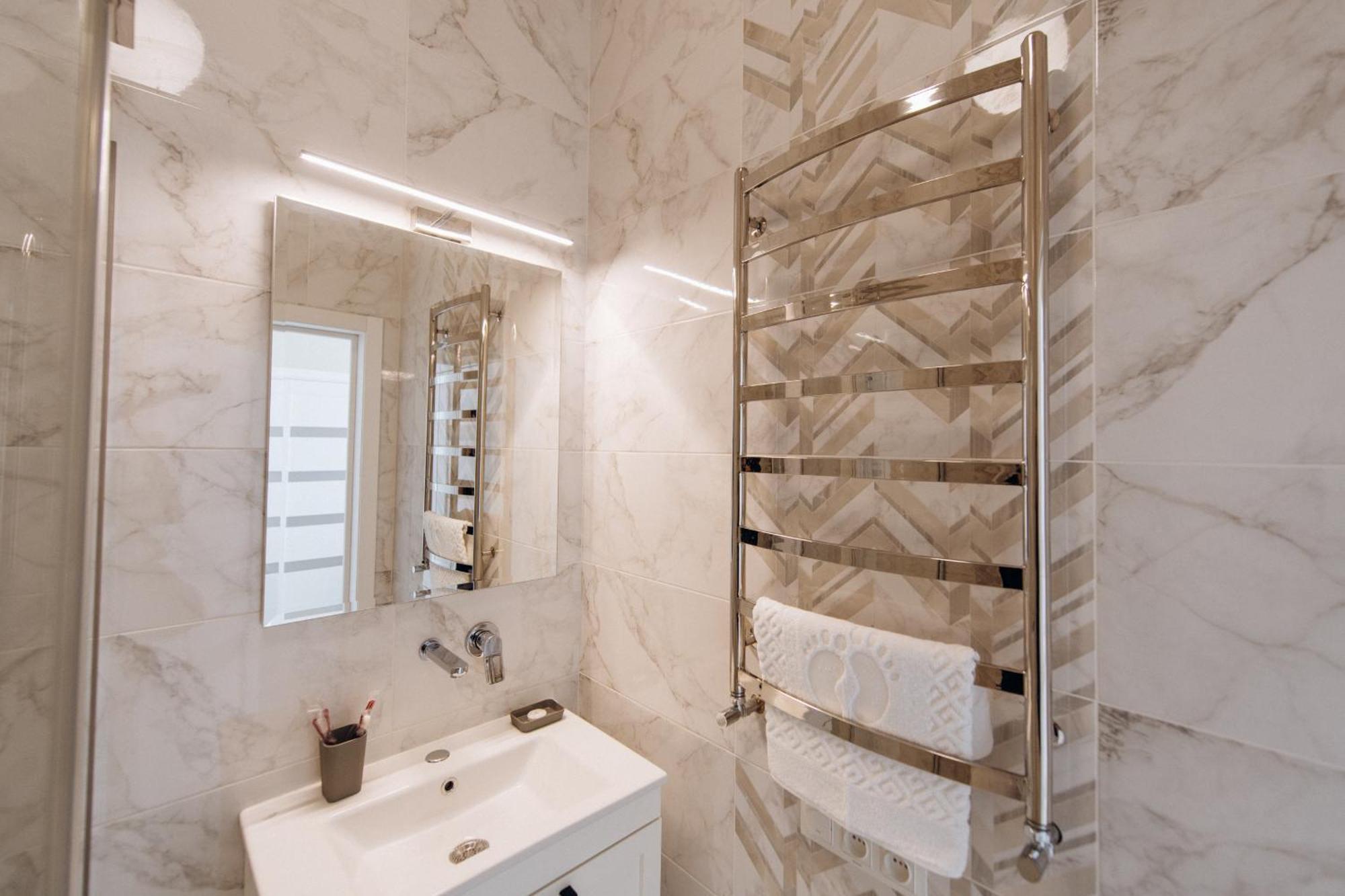 Apartment стильна та сучасна в центрі